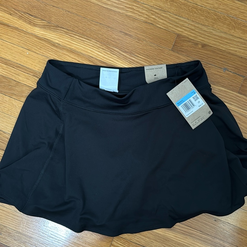 Women’s Nike tennis skirt